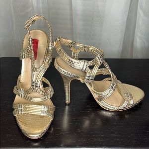 Saks Fifth Avenue Gold Metallic Red Pumps - Size 8.5 Medium - Gently Used